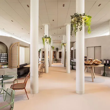 Novotel Centrum Hotel