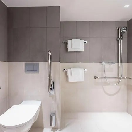 Novotel Centrum Hotel 4*