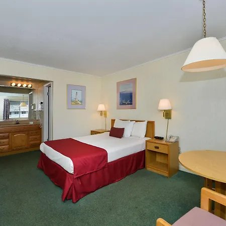 Novotel Centrum Hotell 4*